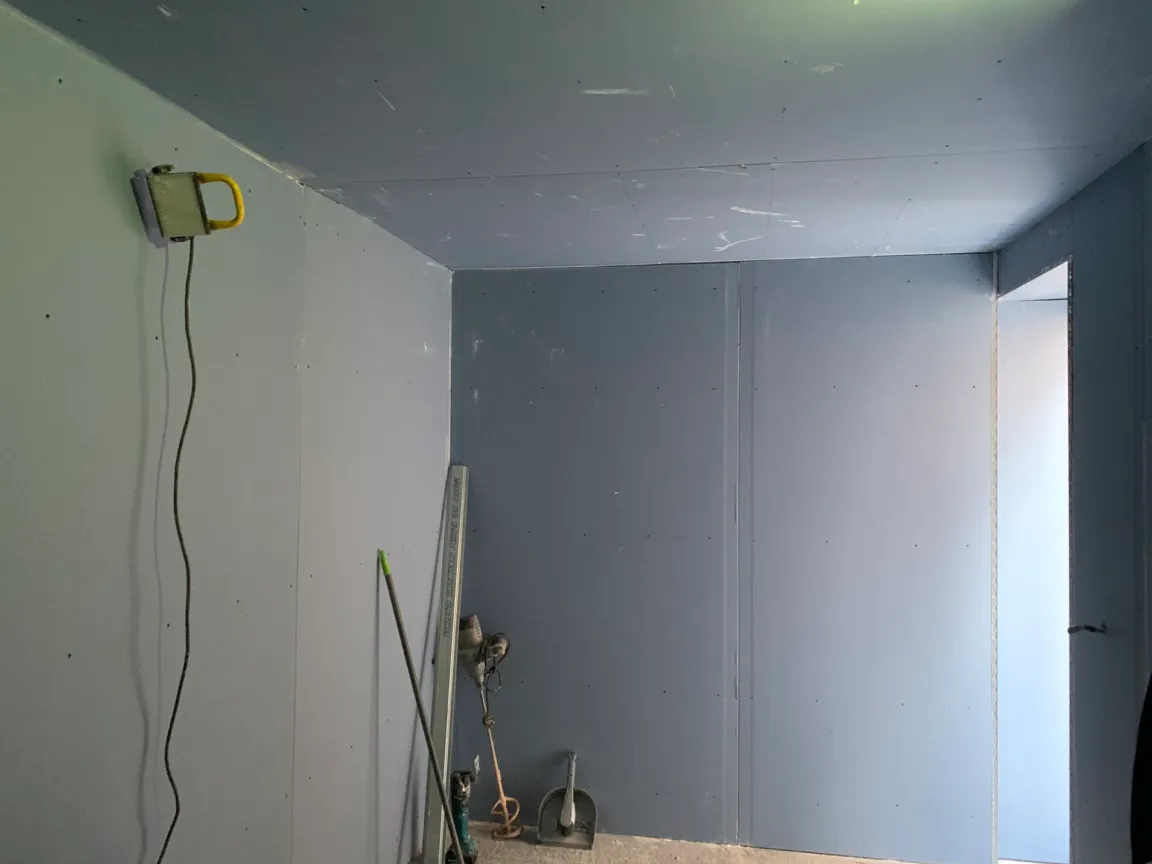 Room fully soundproofed